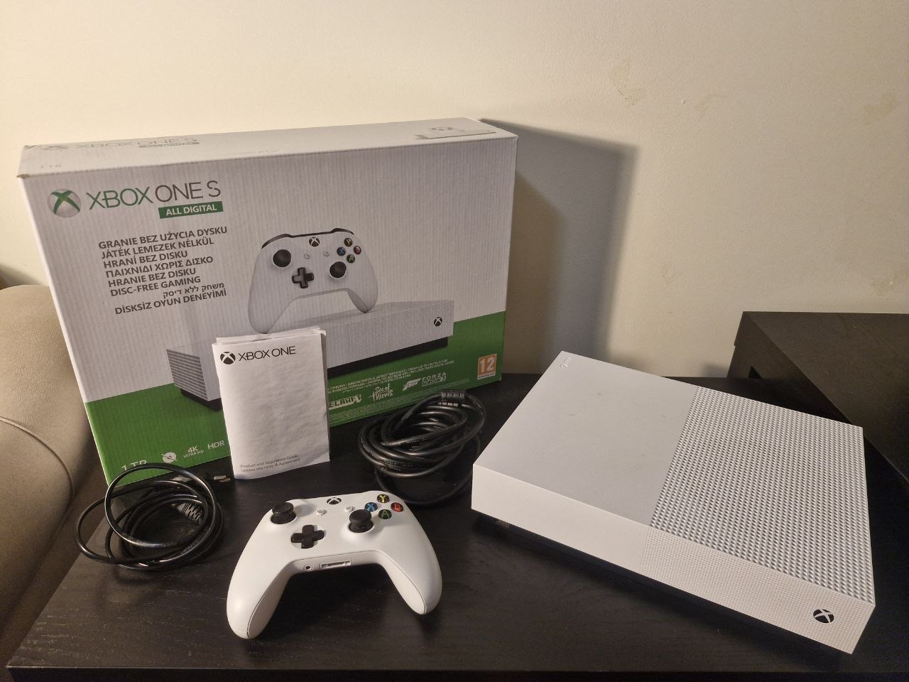Xbox One S