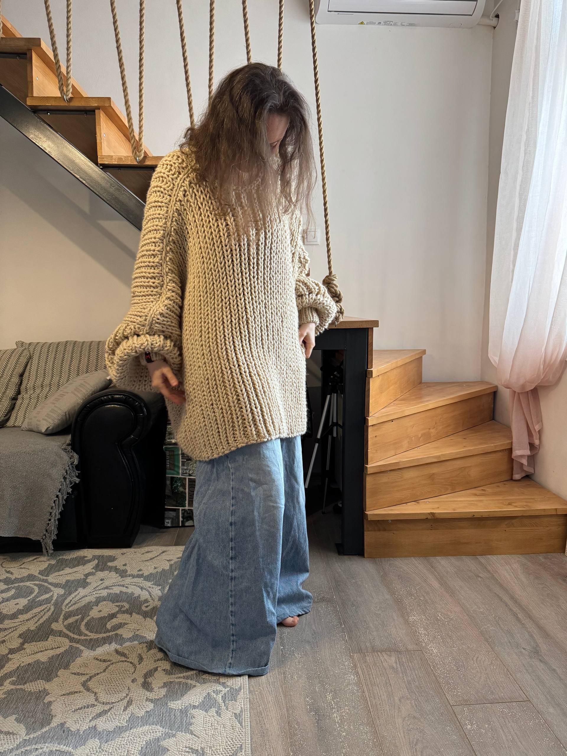 Sweater/cardigan photo 5