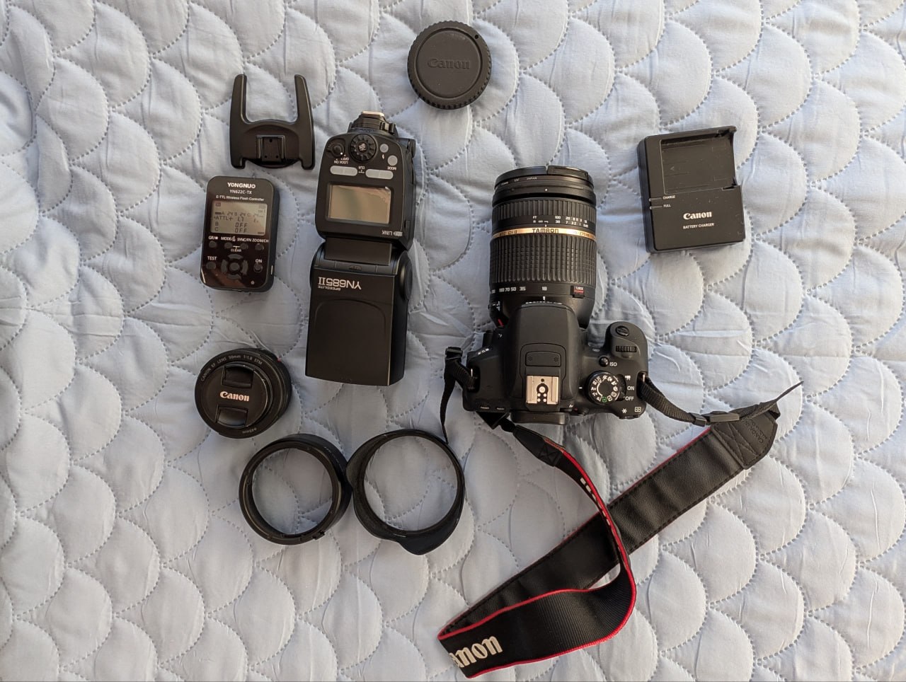 Canon EOS 700D комплект photo 3
