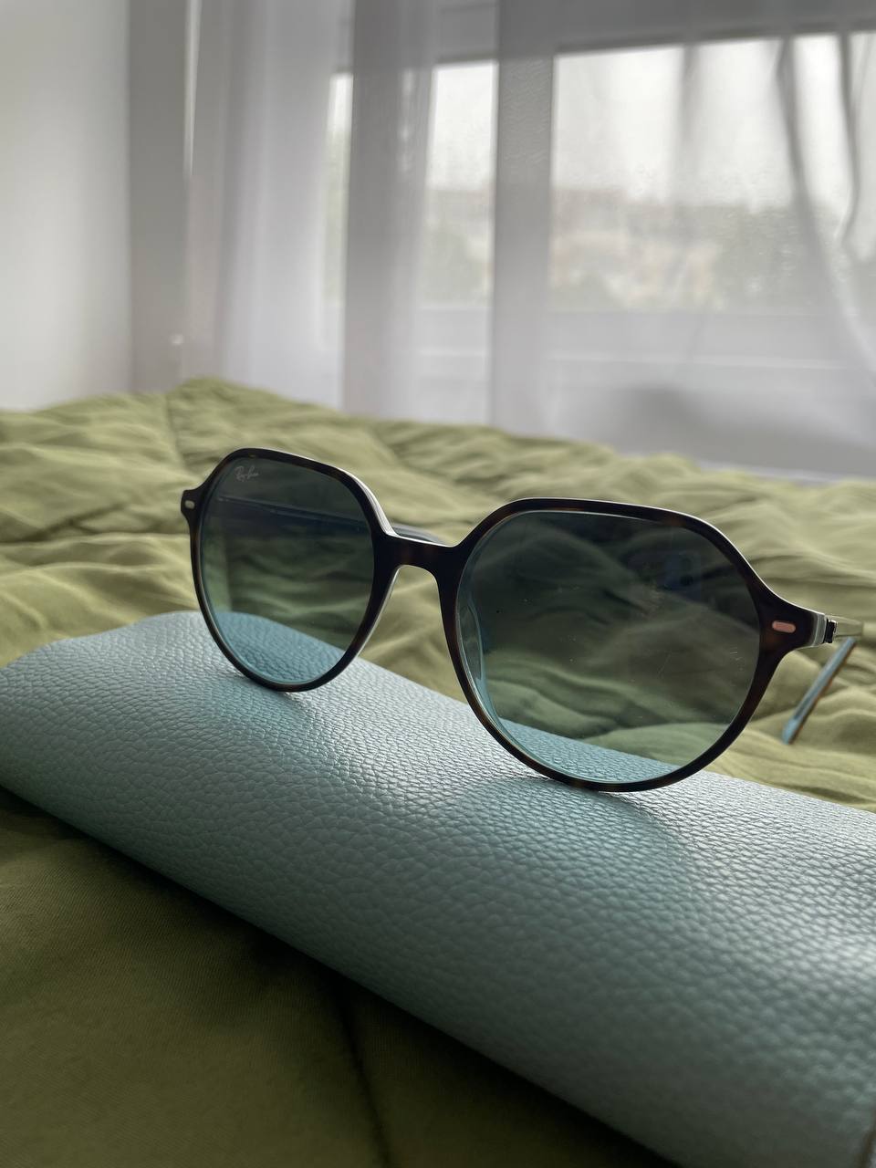 Ray-Ban RB2195 Taliја