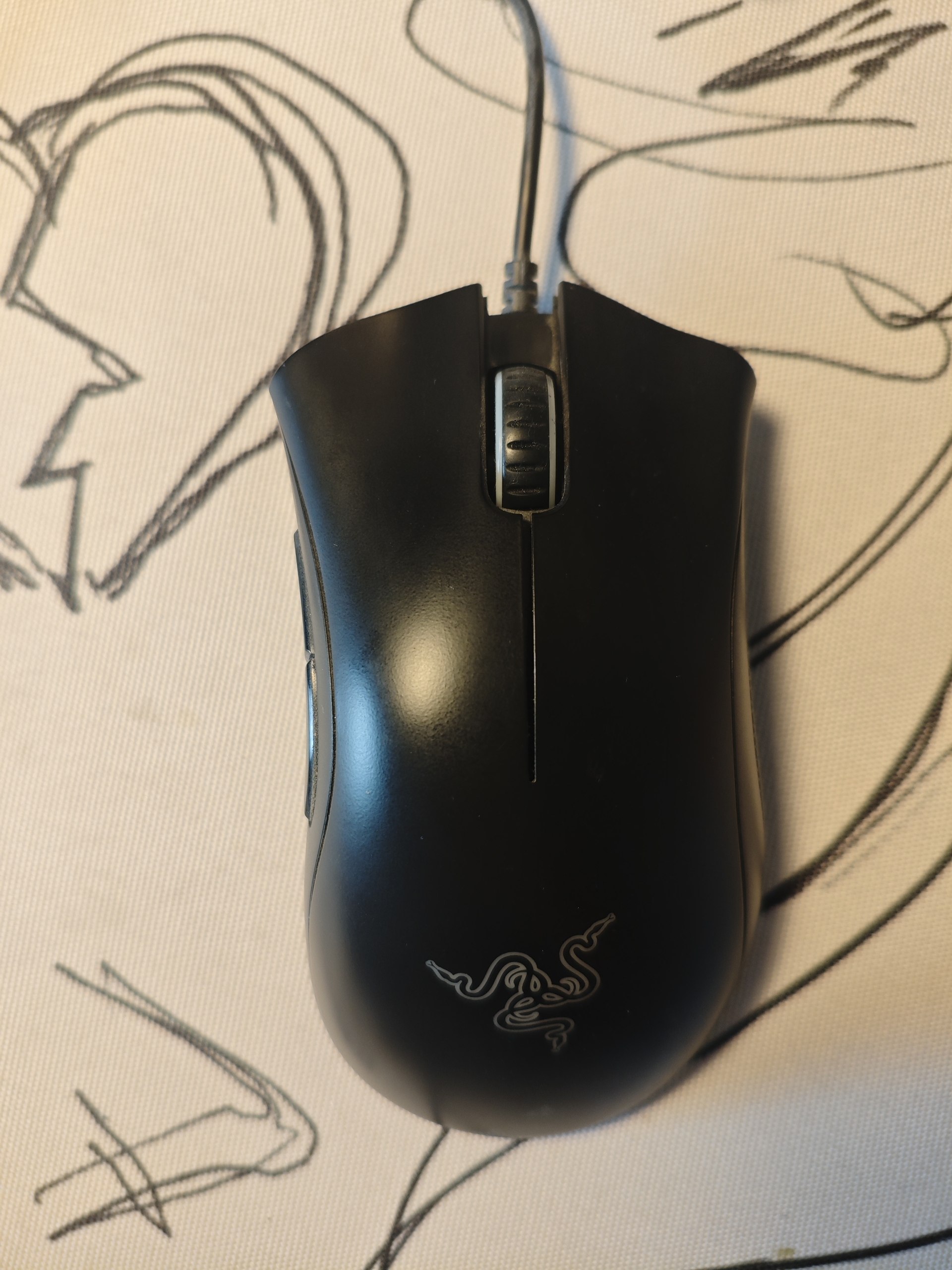 Razer Deathadder Essential miš