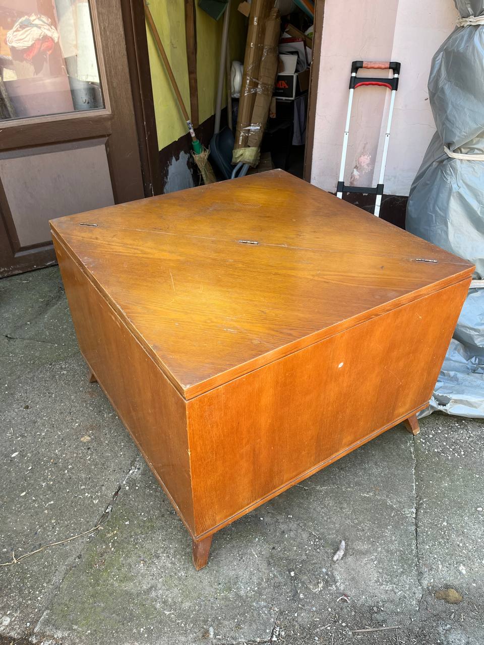 Yugoslav large chest of drawers for bedding