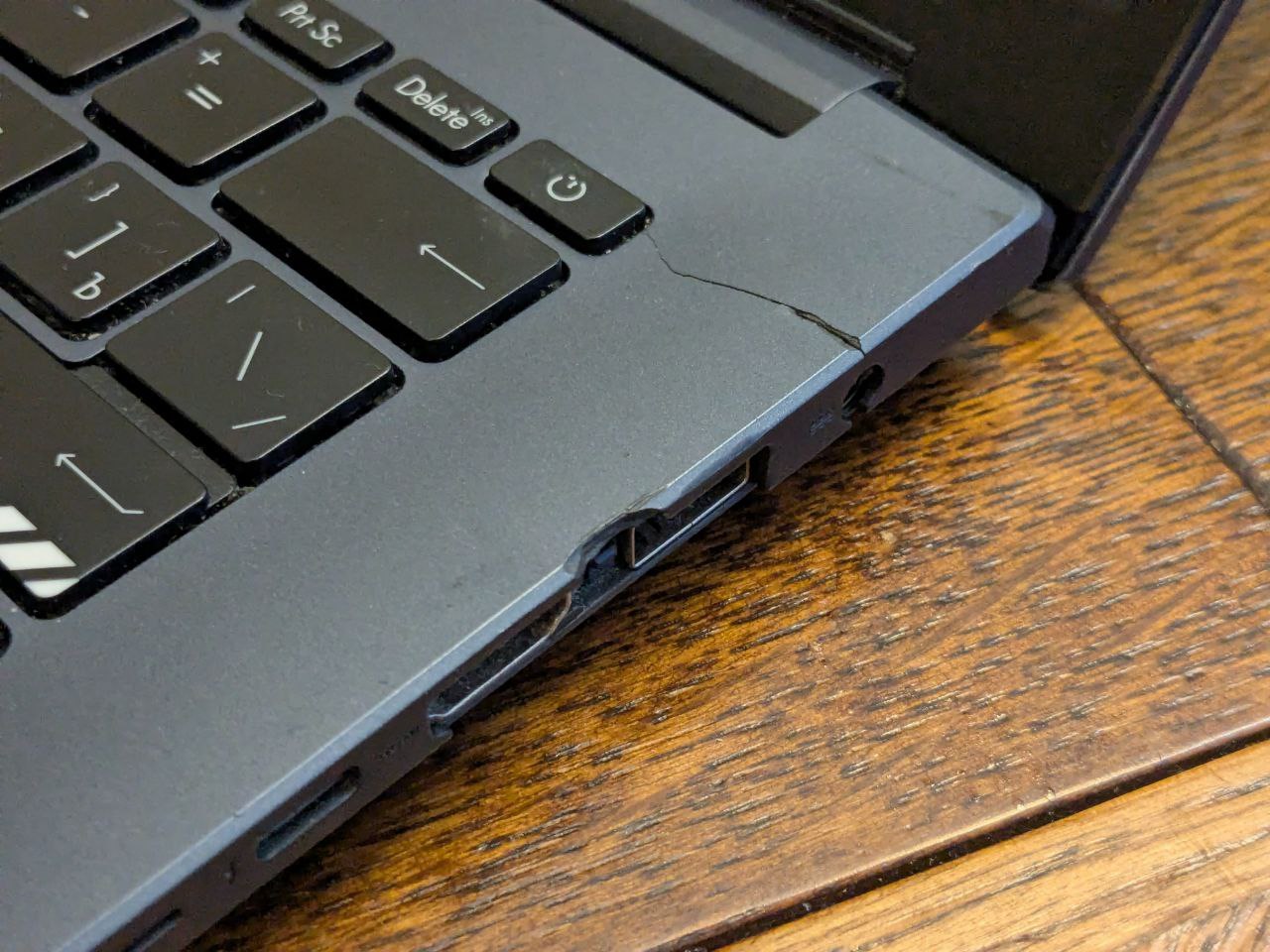 Laptop Asus VivoBook K3400P photo 3