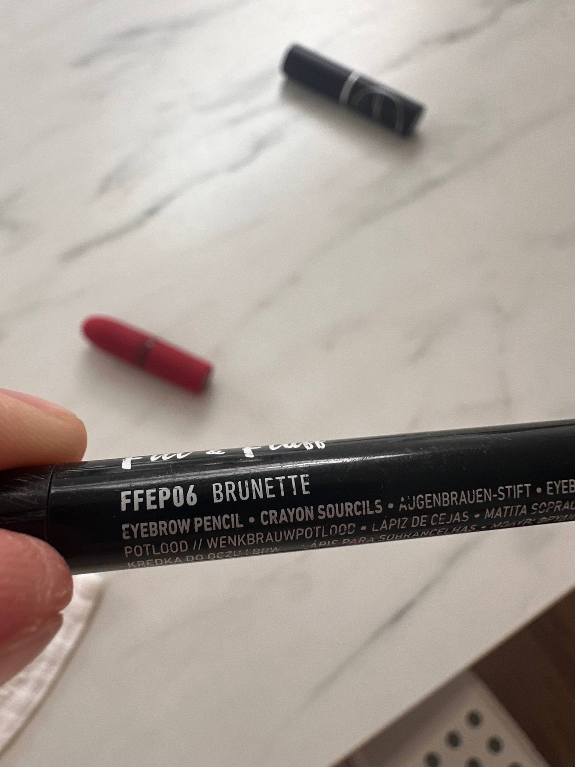 NYX Tamno-Smeđa Olovka za Trepavice