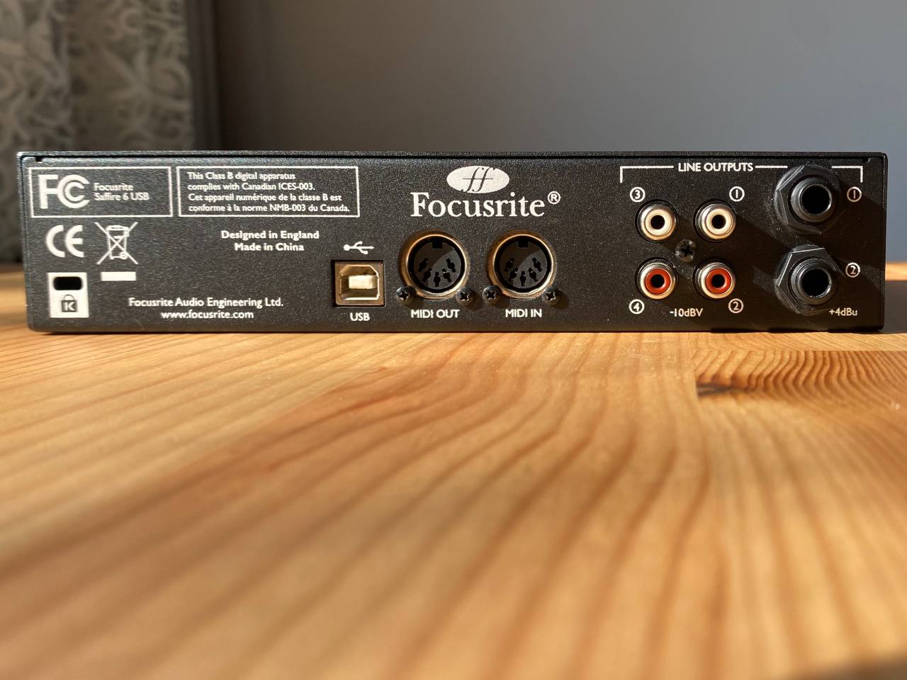 Focusrite Saffire 6 USB 1.1 photo 2