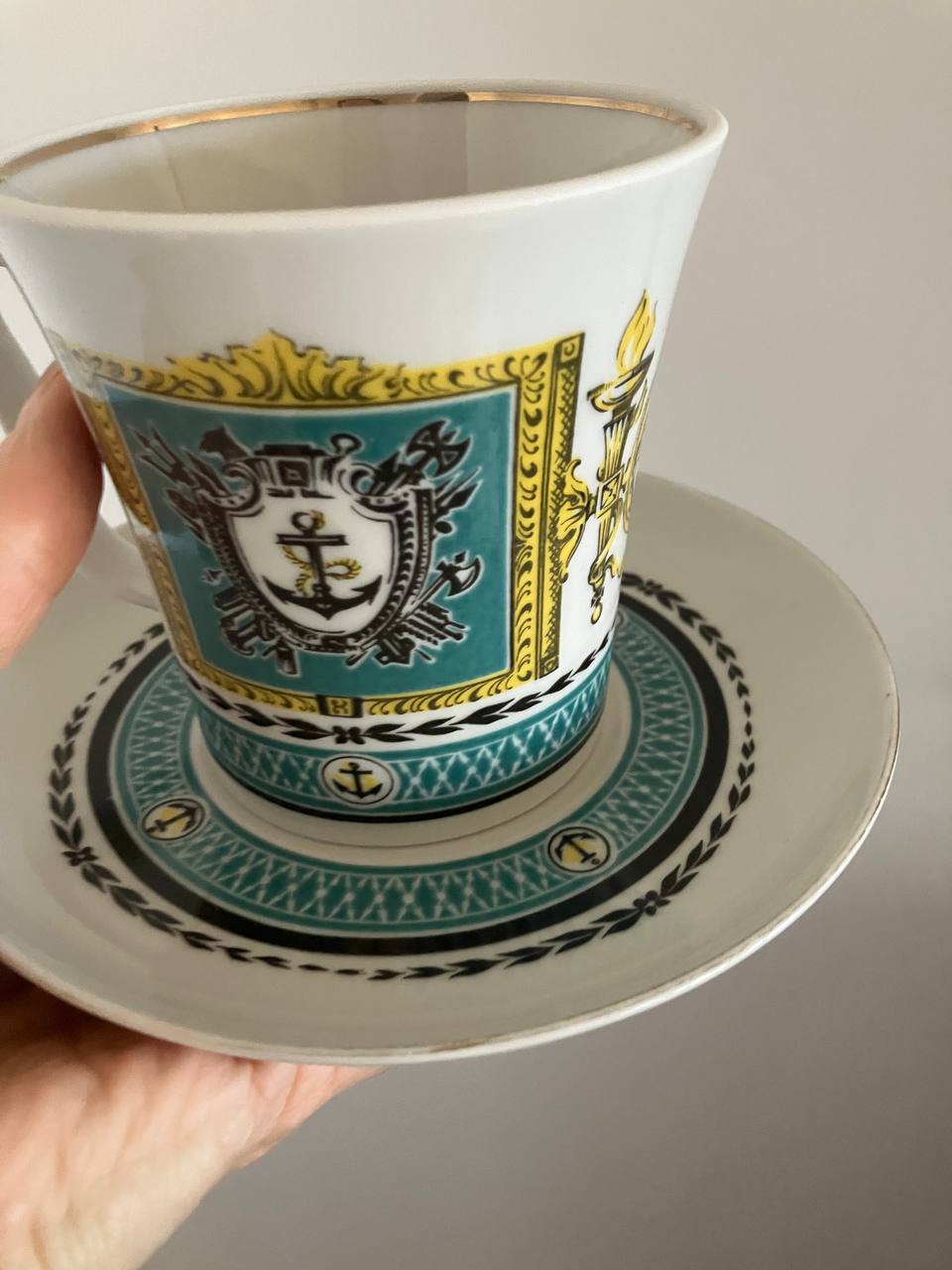Set LFZ. Porcelana. Velika čaša sa podnosom photo 2