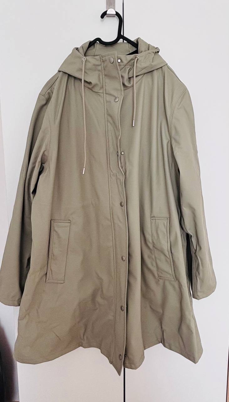 Raincoat OYSHO