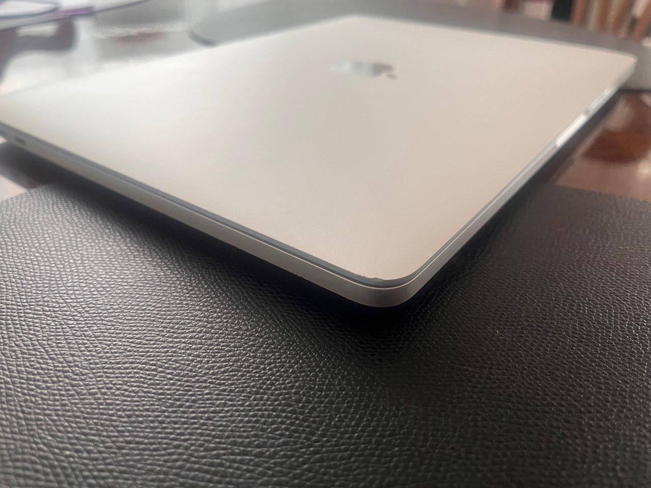 MacBook Pro 13" photo 3