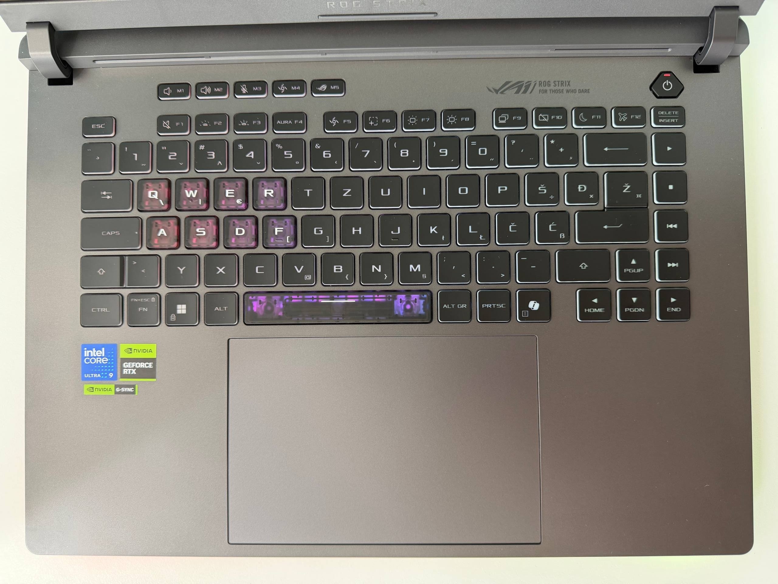 ASUS ROG Strix G16 G615LM photo 3