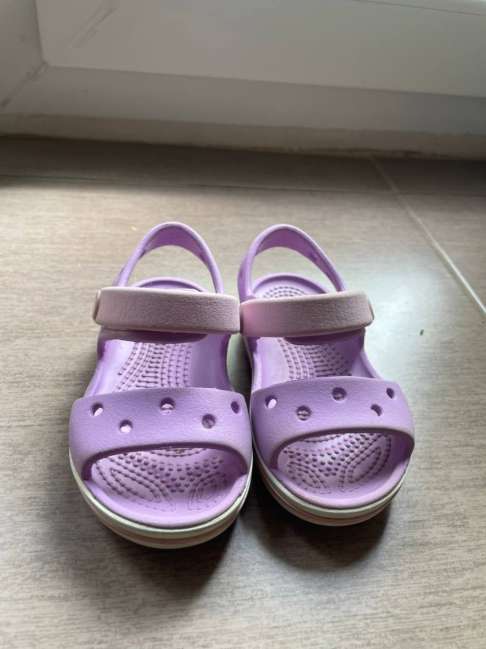 Crocs photo 2