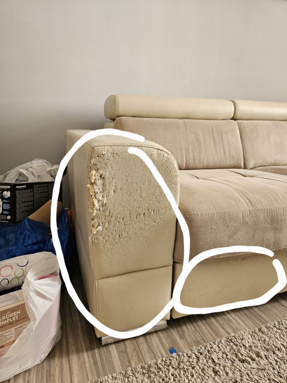 sofa photo 2