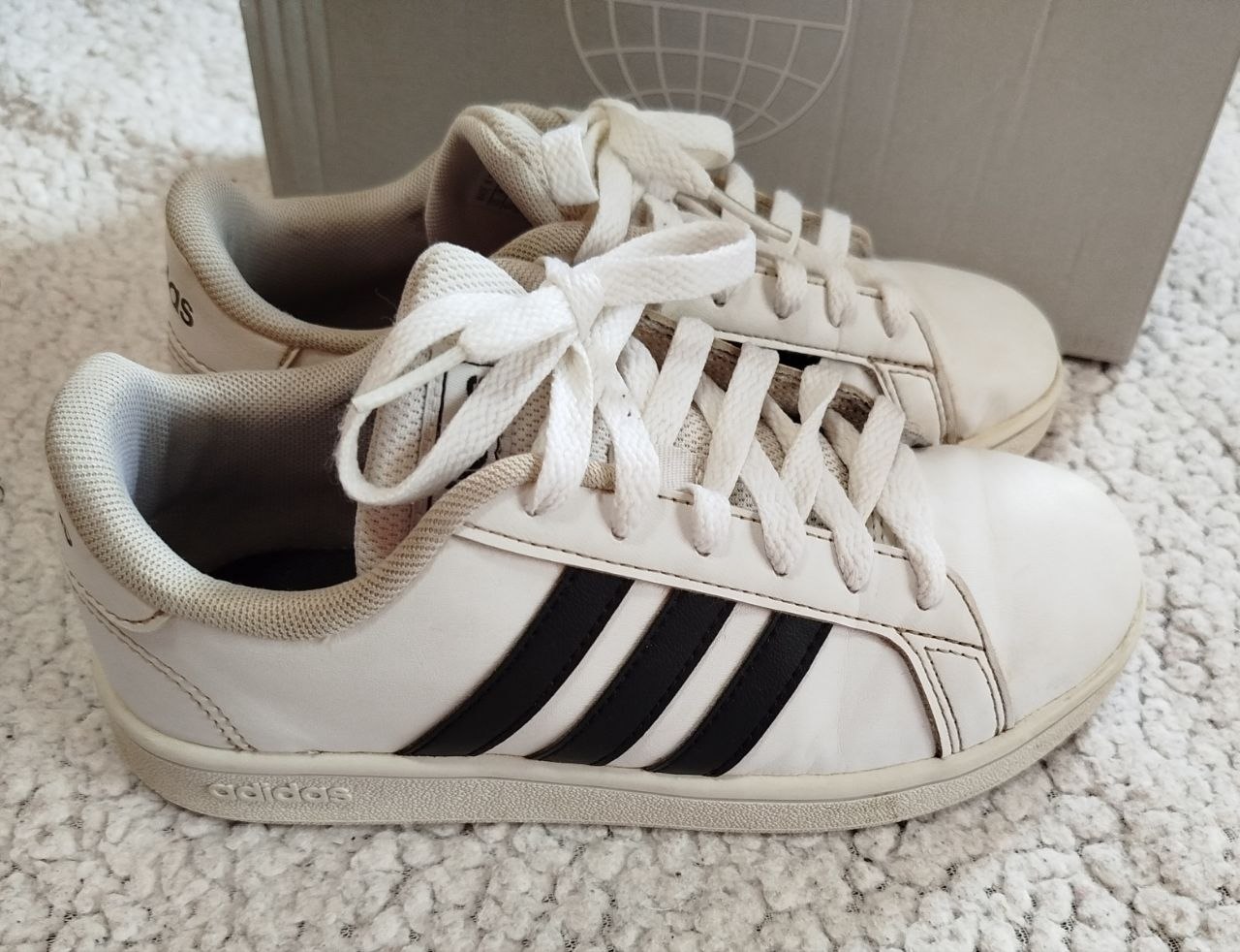 Adidas cipke photo 4