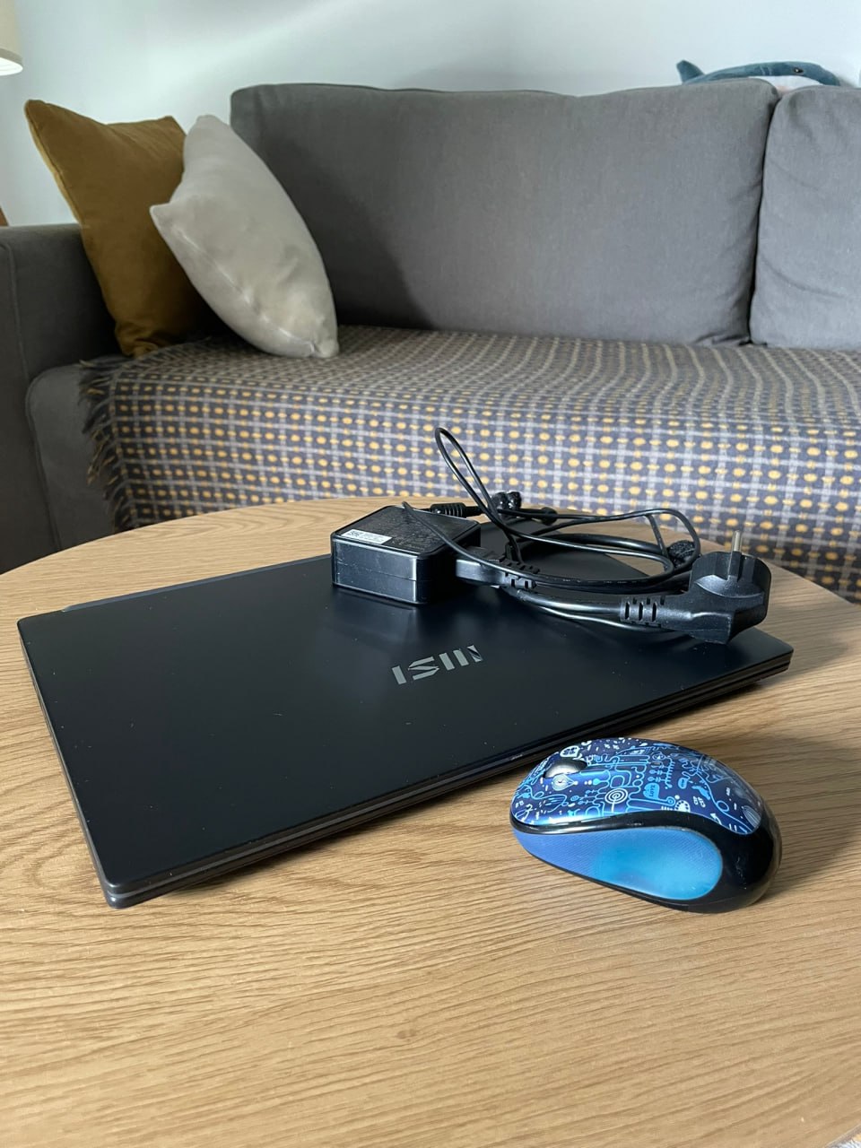 MSI Modern 14 - C12M photo 4