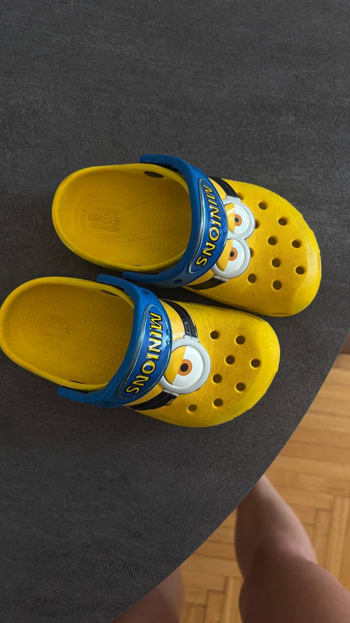 Crocs photo 2
