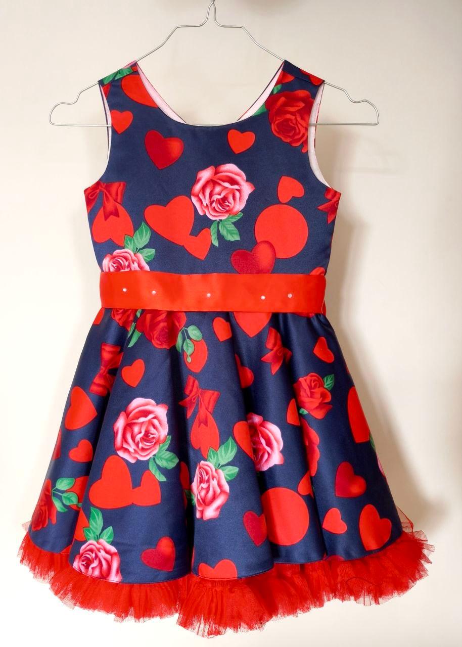 Elegant summer dress for a girl