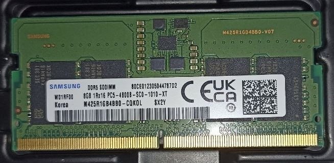 SK hynix DDR5 8GB 5600MHz HMCG66AGBSA095N AA