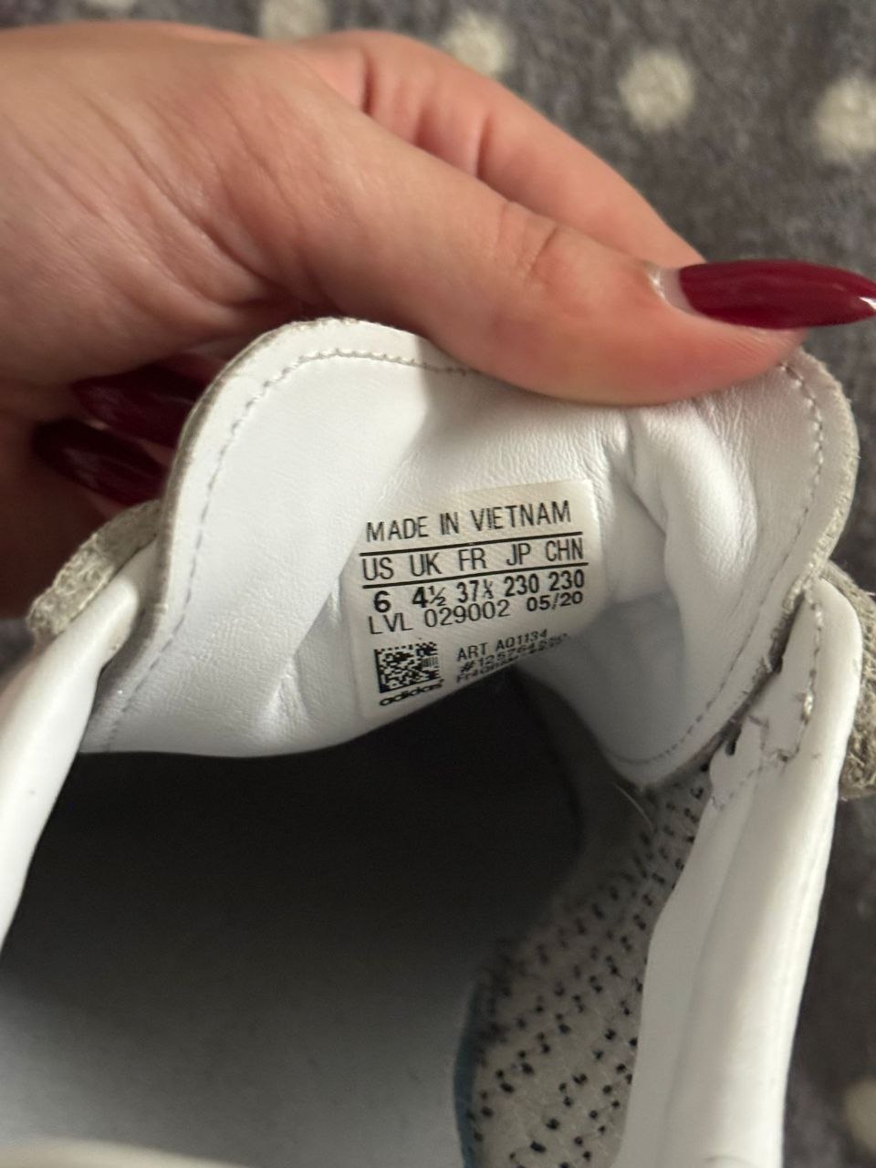 Adidas photo 3