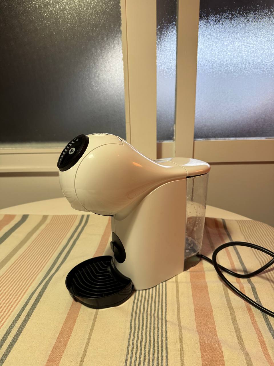 Капсула кофеварка KRUPS Dolce Gusto Genio S KP243110