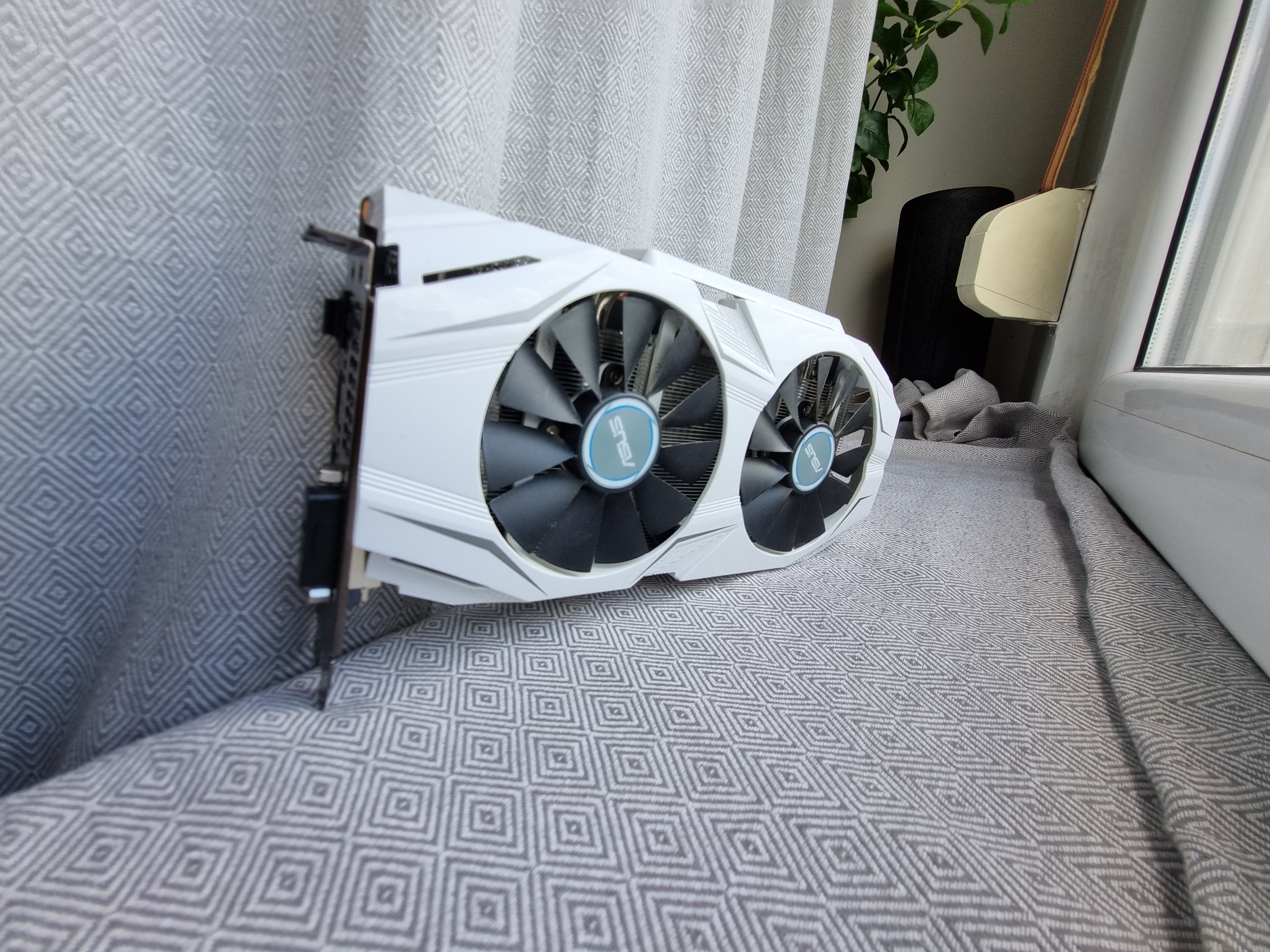 ASUS Dual GTX 1060 6GB photo 2