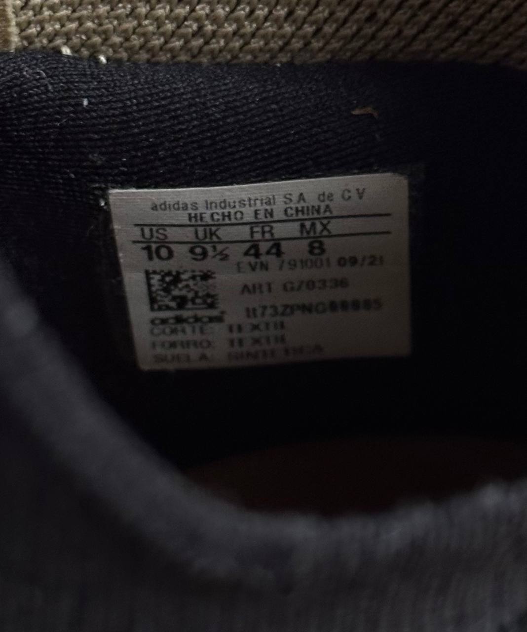 Lacoste photo 6