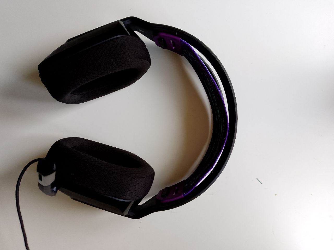 Logitech g335 wired headphones
