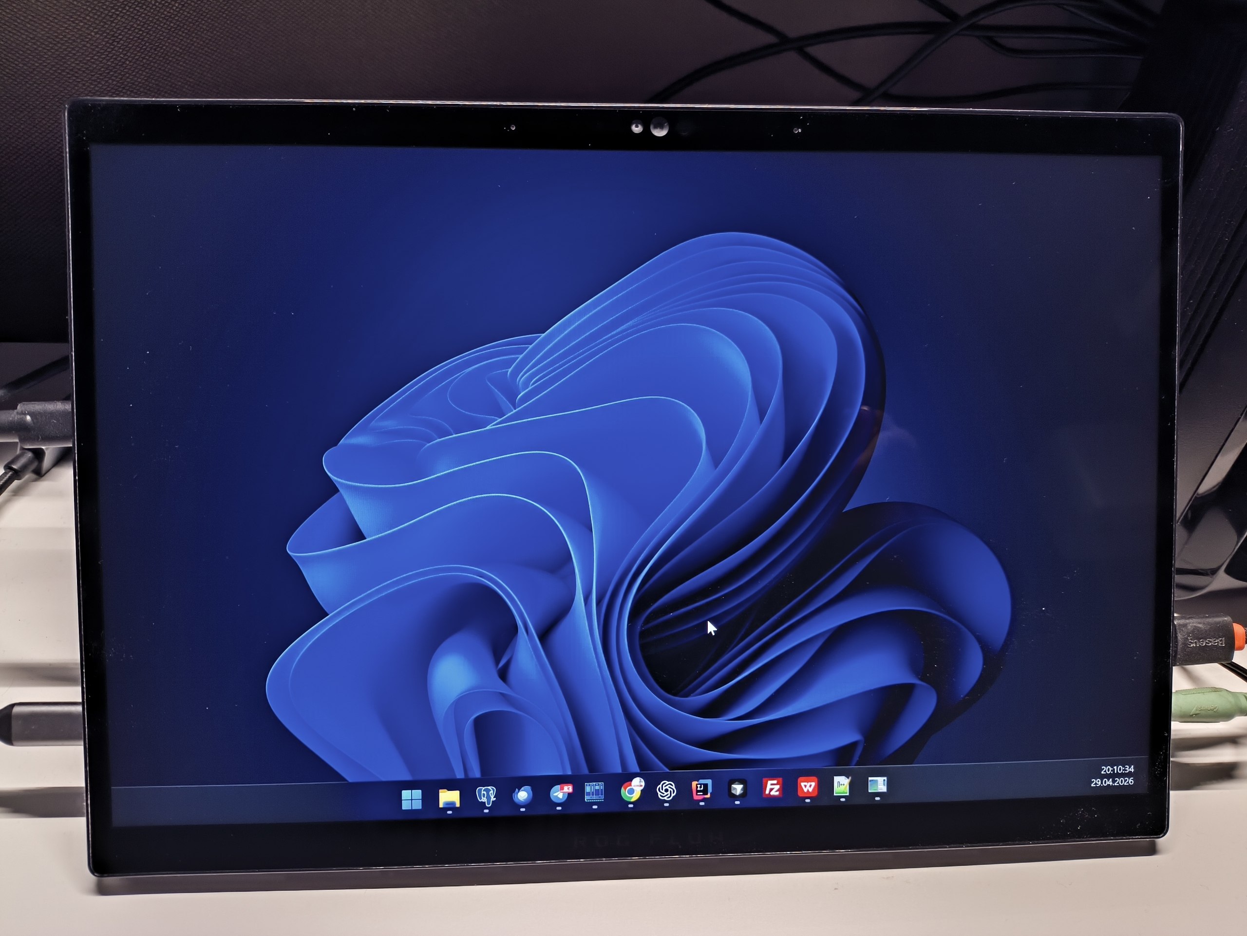 ASUS ROG flow z13 photo 2