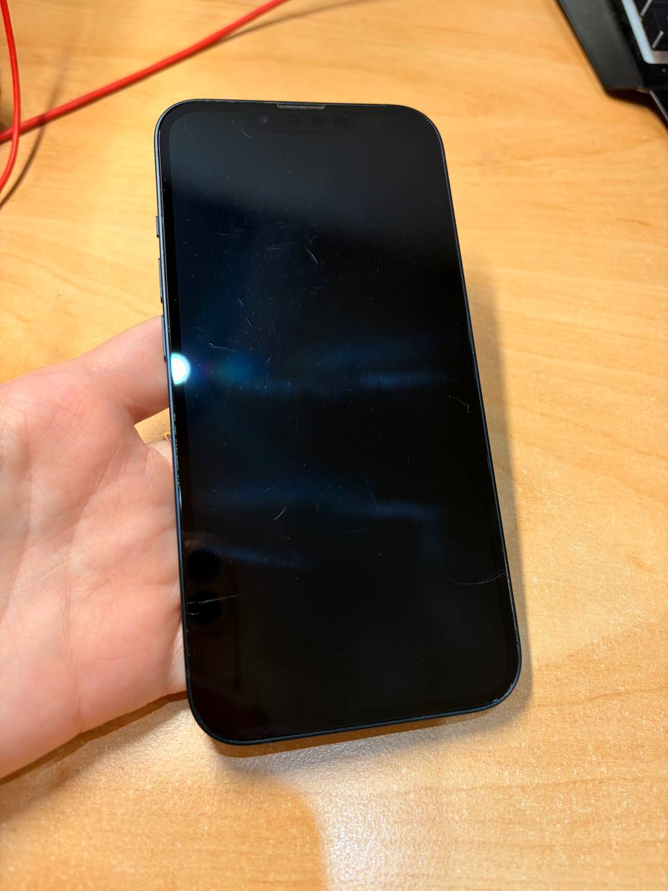 iPhone 13 photo 2