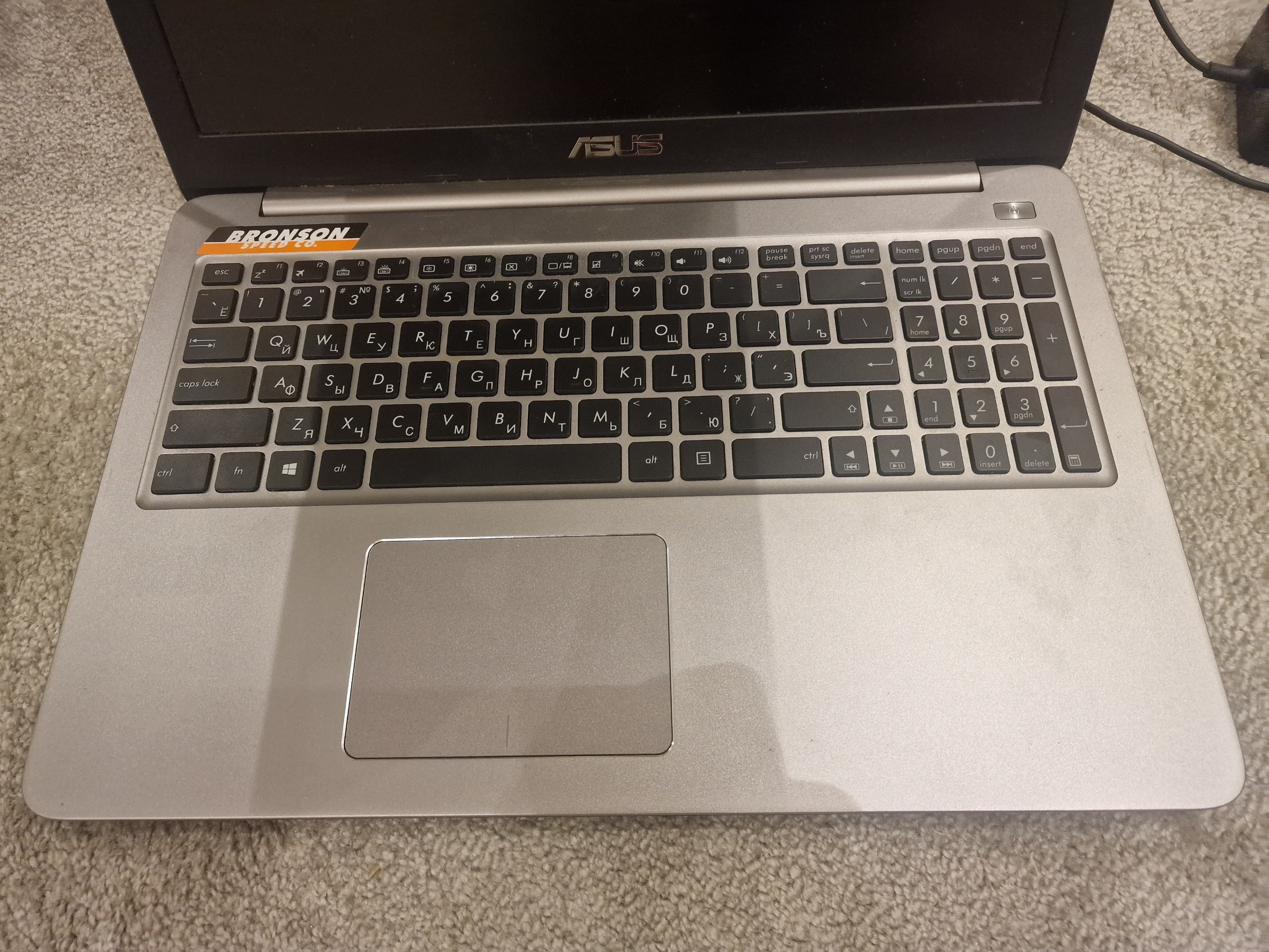 ASUS K501UQ photo 2