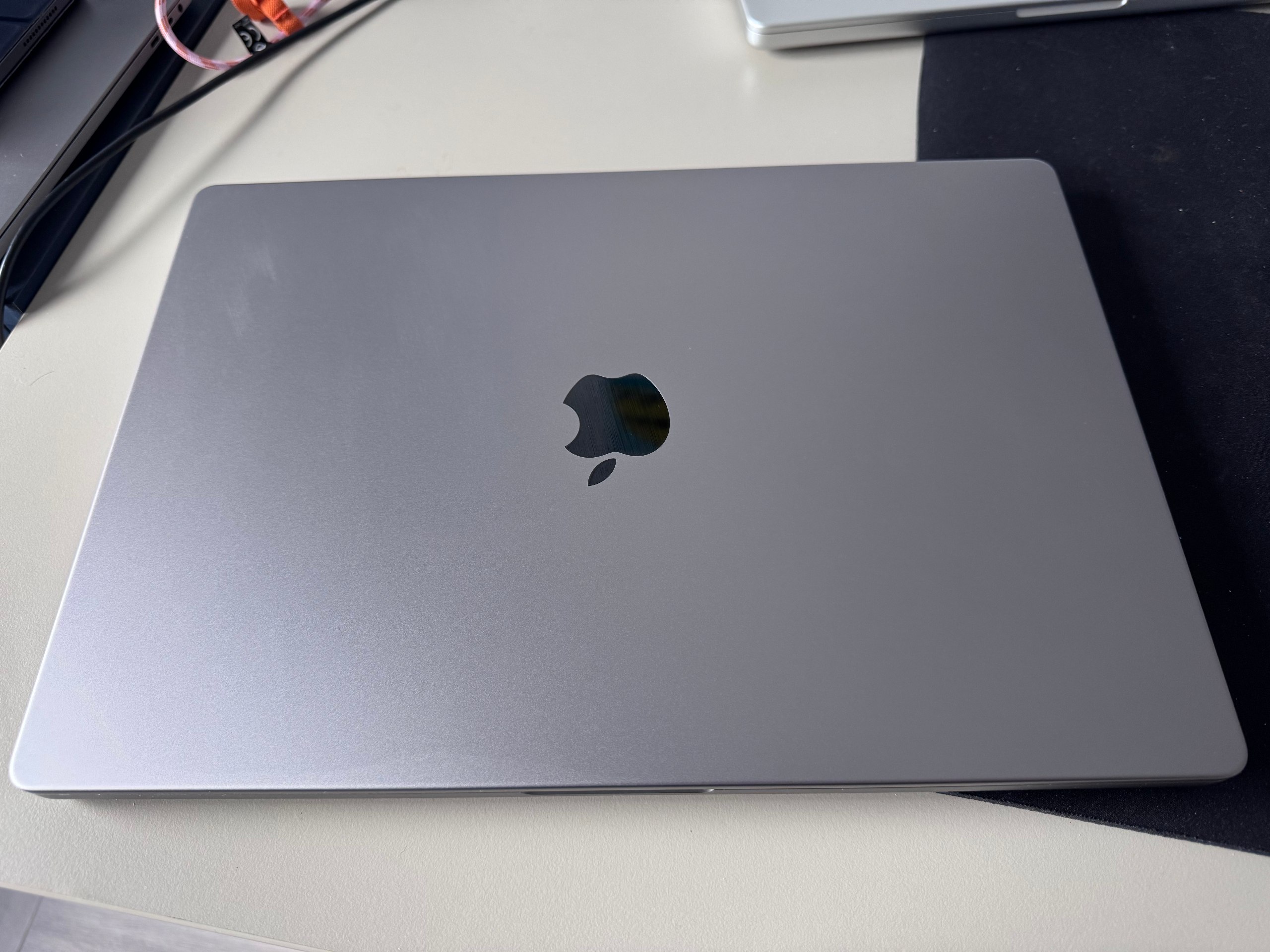 MacBook Pro 16" photo 4
