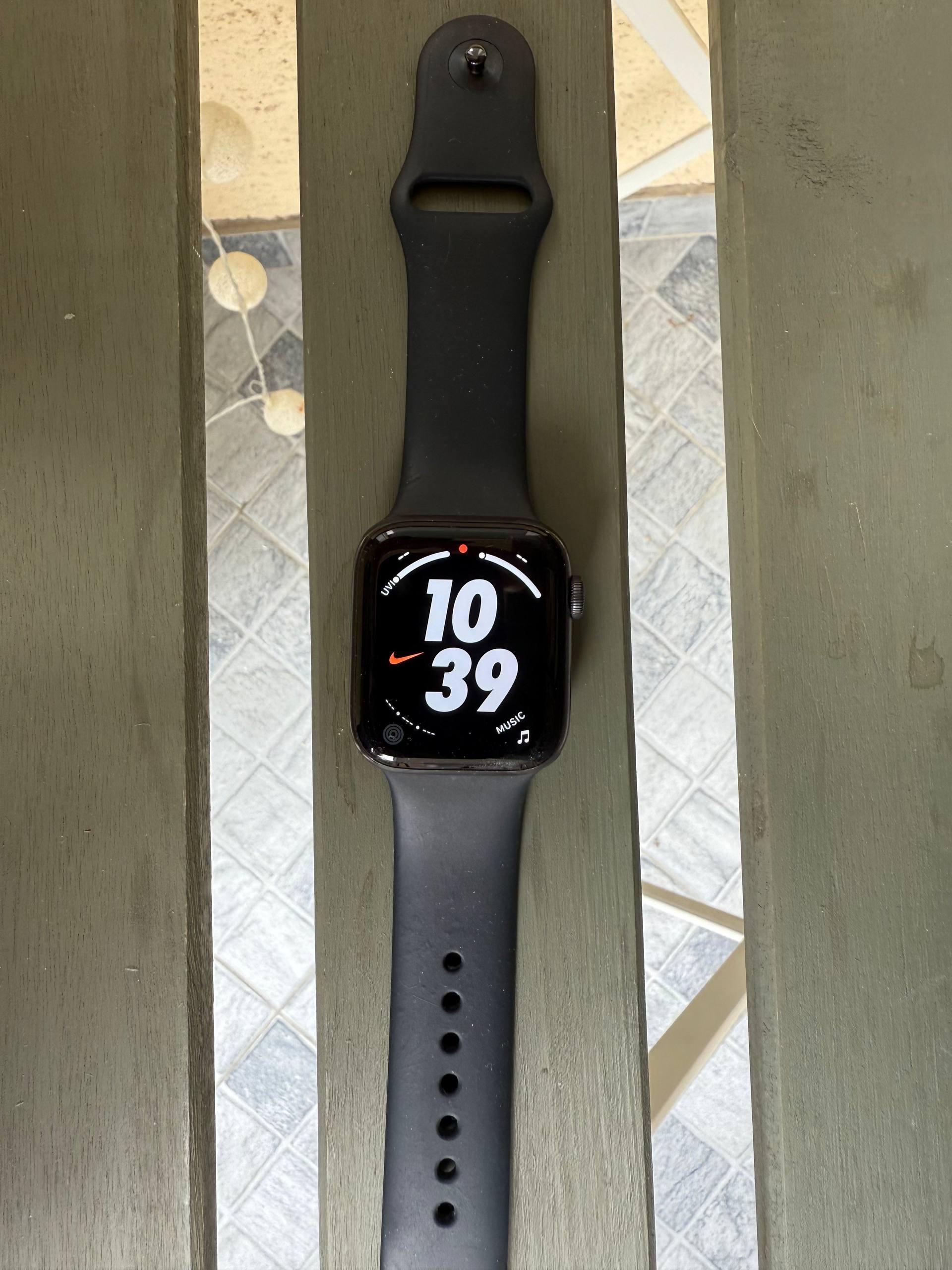 Apple Watch SE