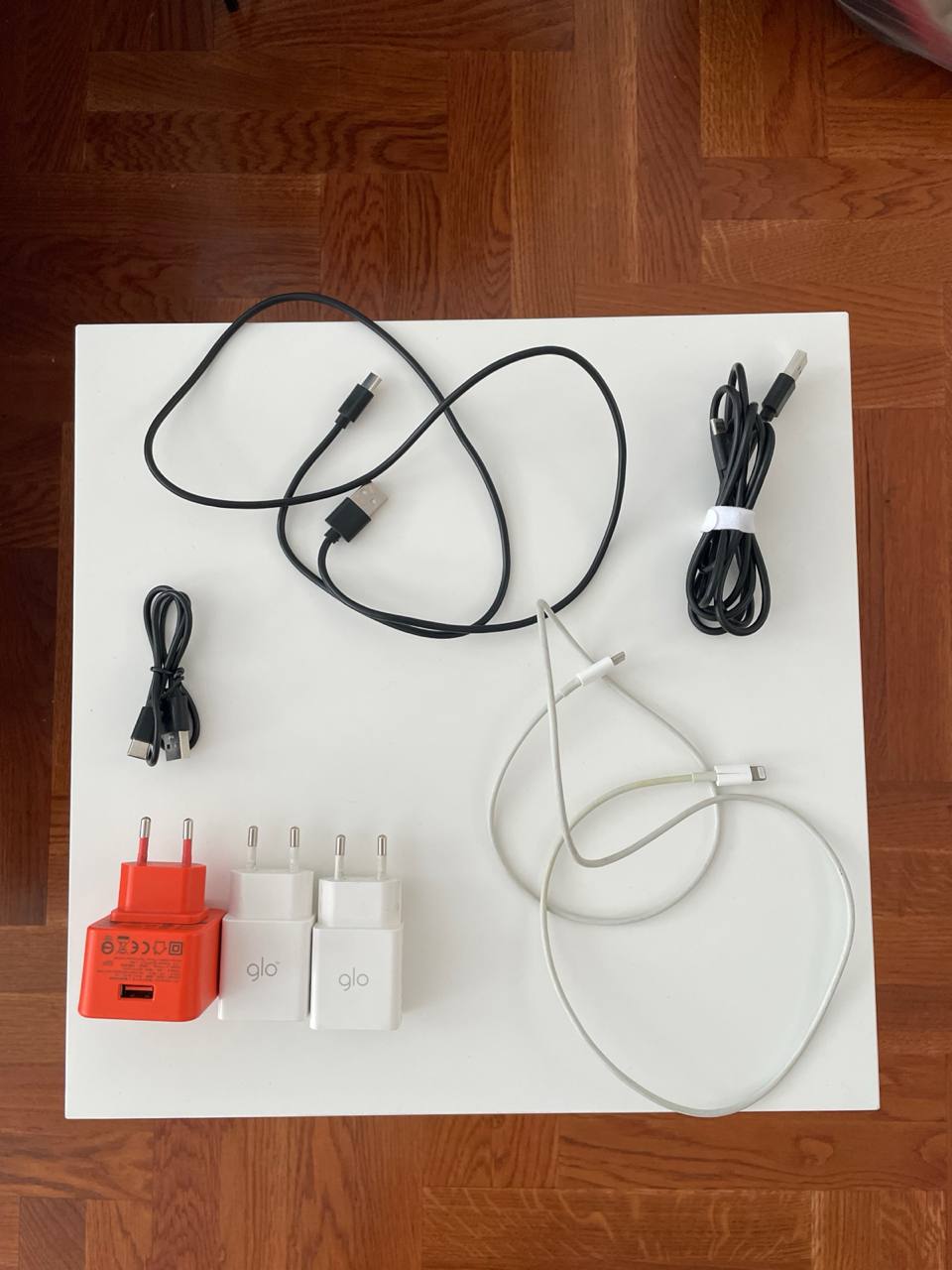 USB cable (USB-A — USB-C, 1m)