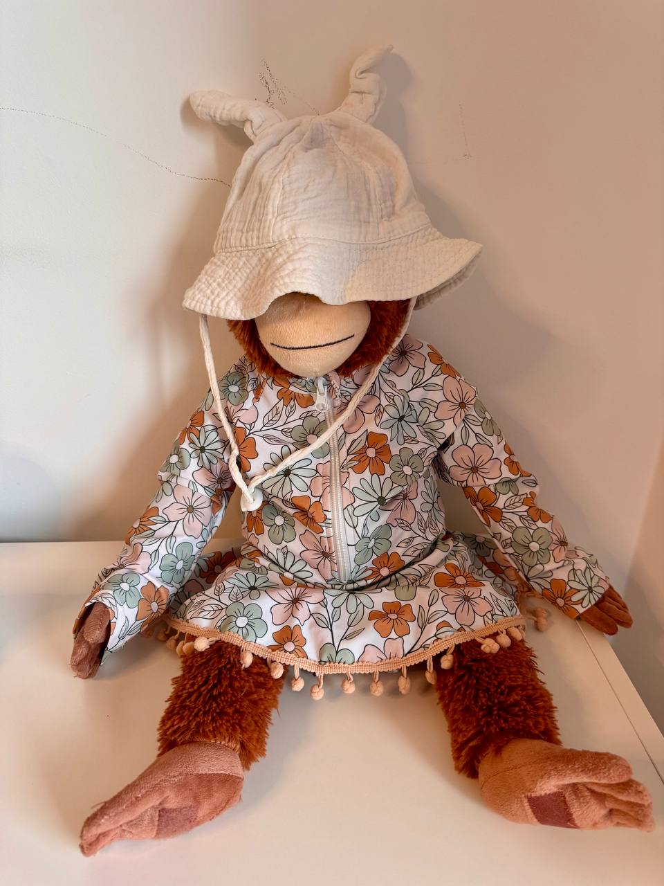 Cotton blend shorts and top suit