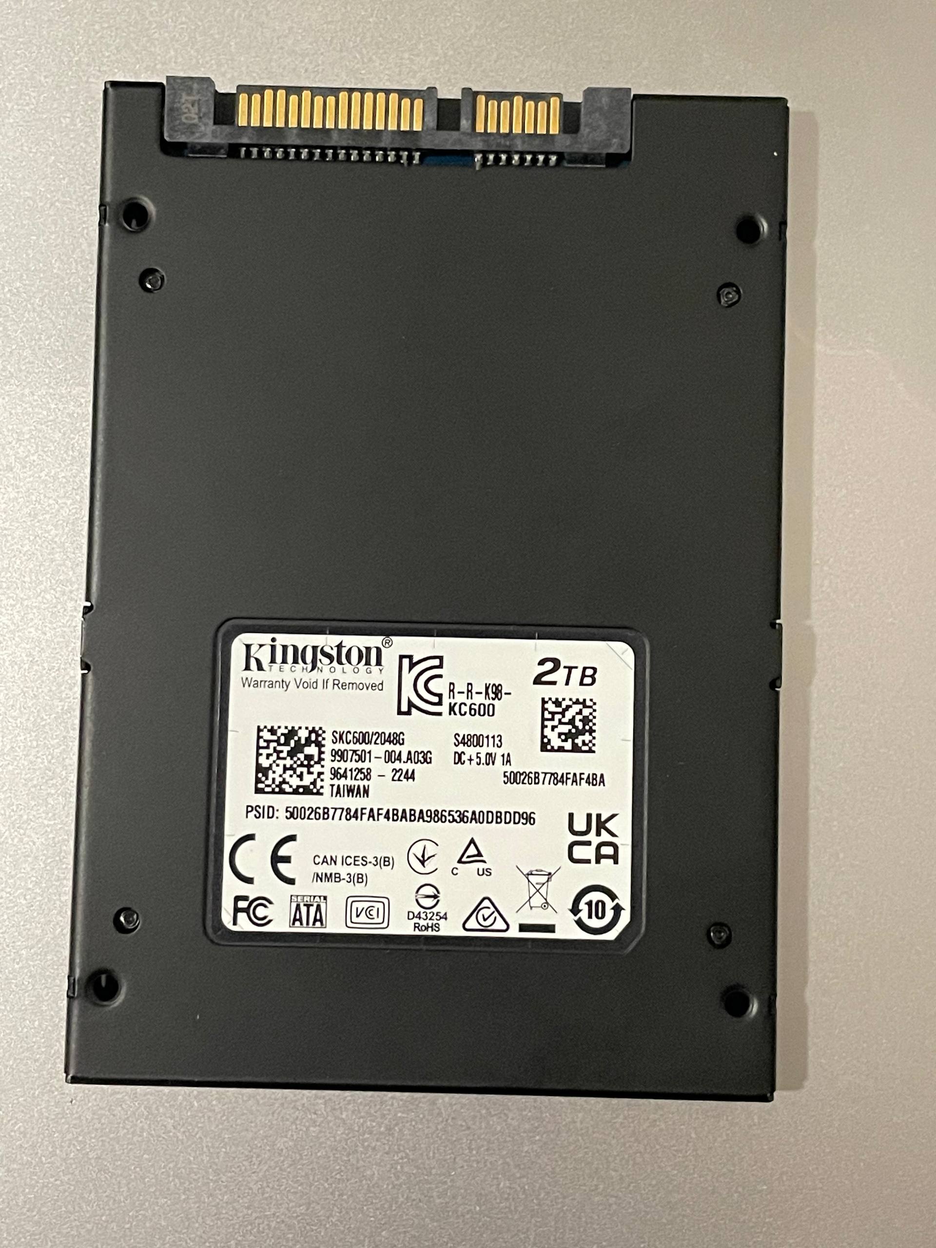 SSD Kingston 2TB photo 2
