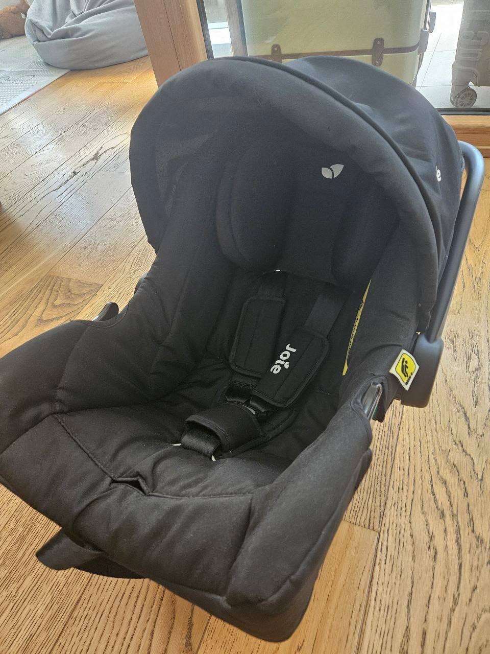 Joie i-juva car seat photo 2
