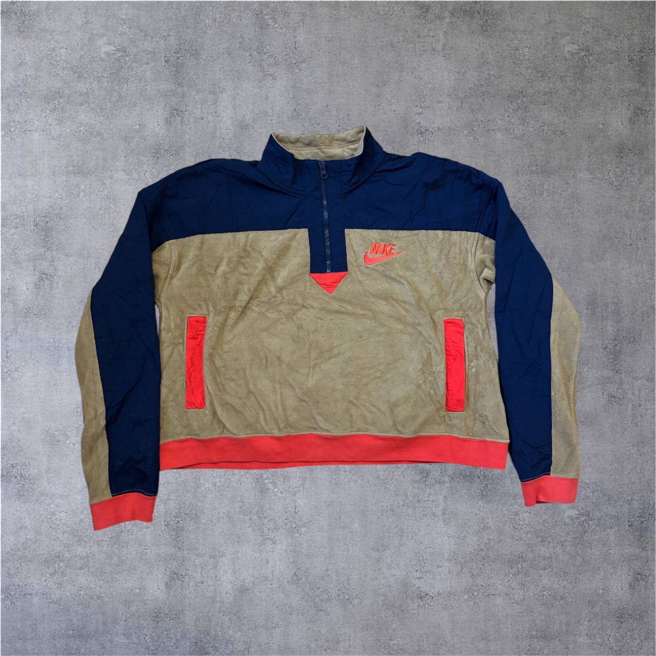 Majica od kombinovanih materijala Nike