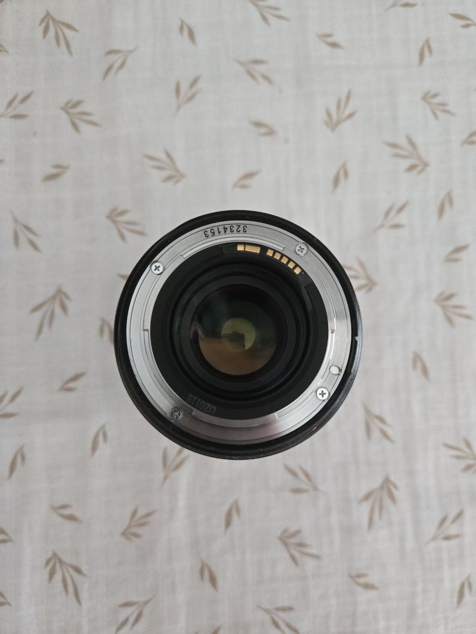 Canon EF 24-70mm f/2.8L USM lens photo 3