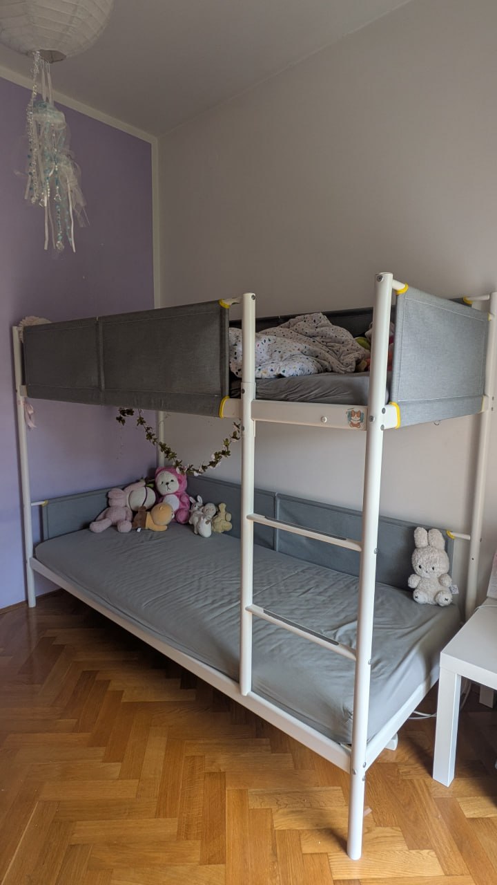 Двујарусна крeвeт Ikea Vitval + 2 матраца Agontes