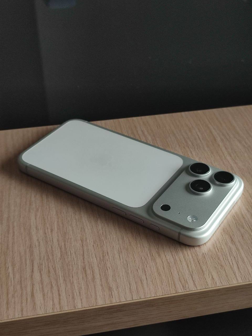 iPhone 17 Pro Max photo 6