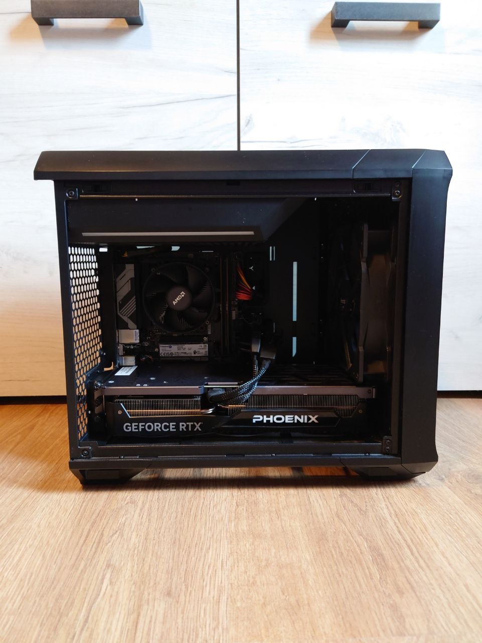 PS5 Slim 1TB са дисковим модулом photo 2