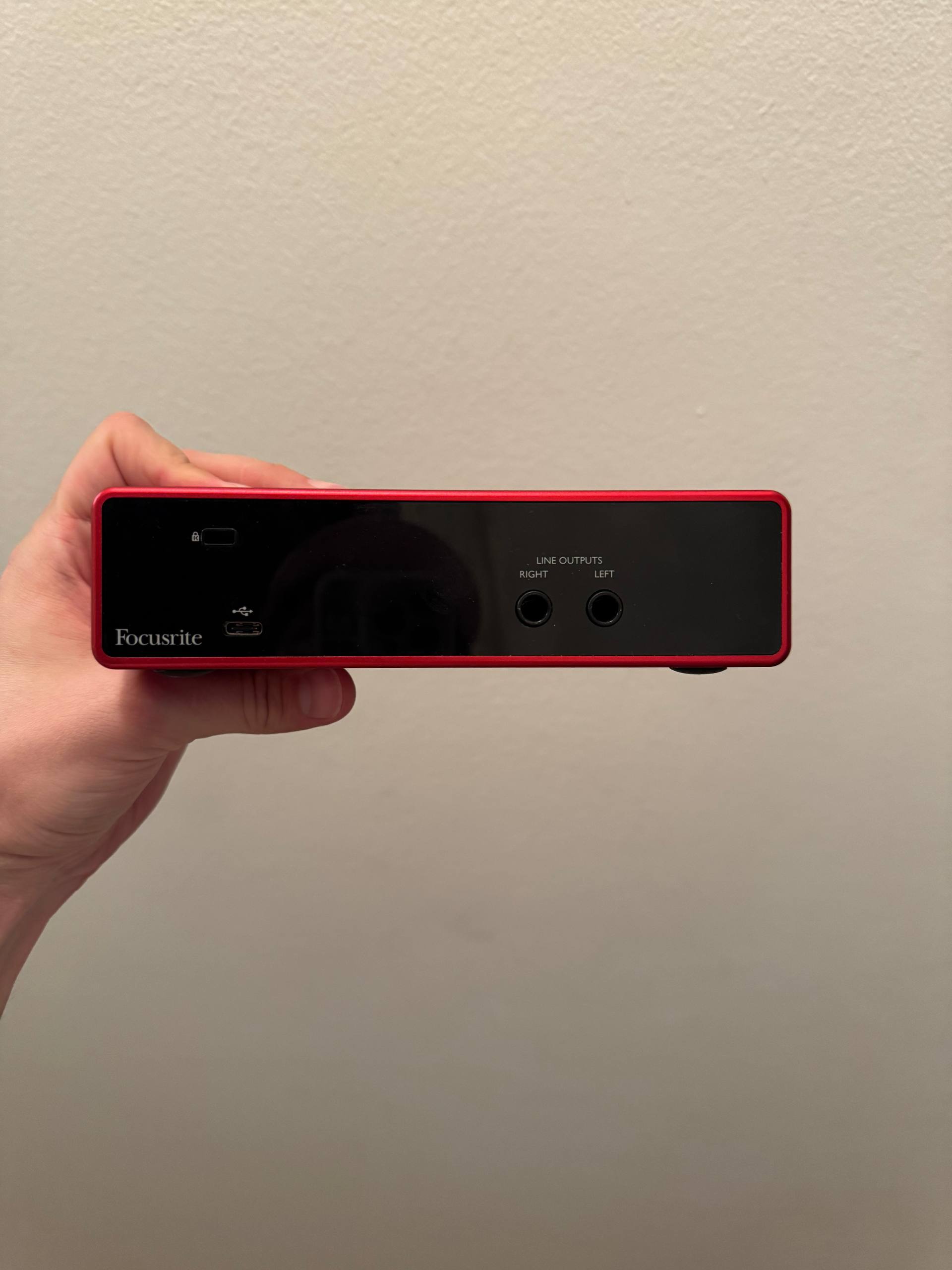 Focusrite 2i2 photo 2