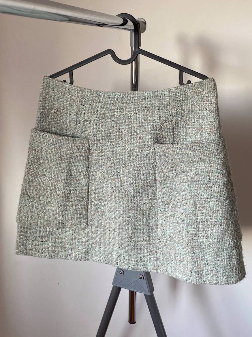 Red twill E Sprit skirt photo 2