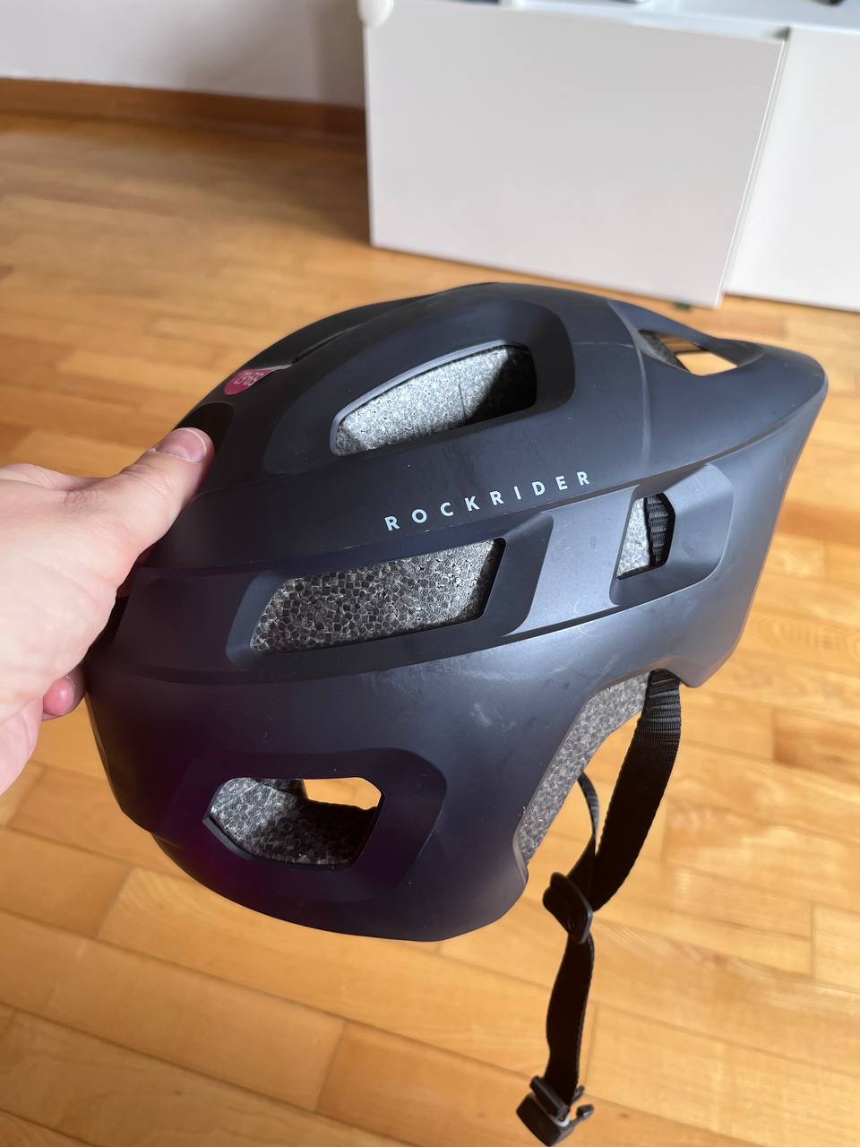 Bicycle helmet