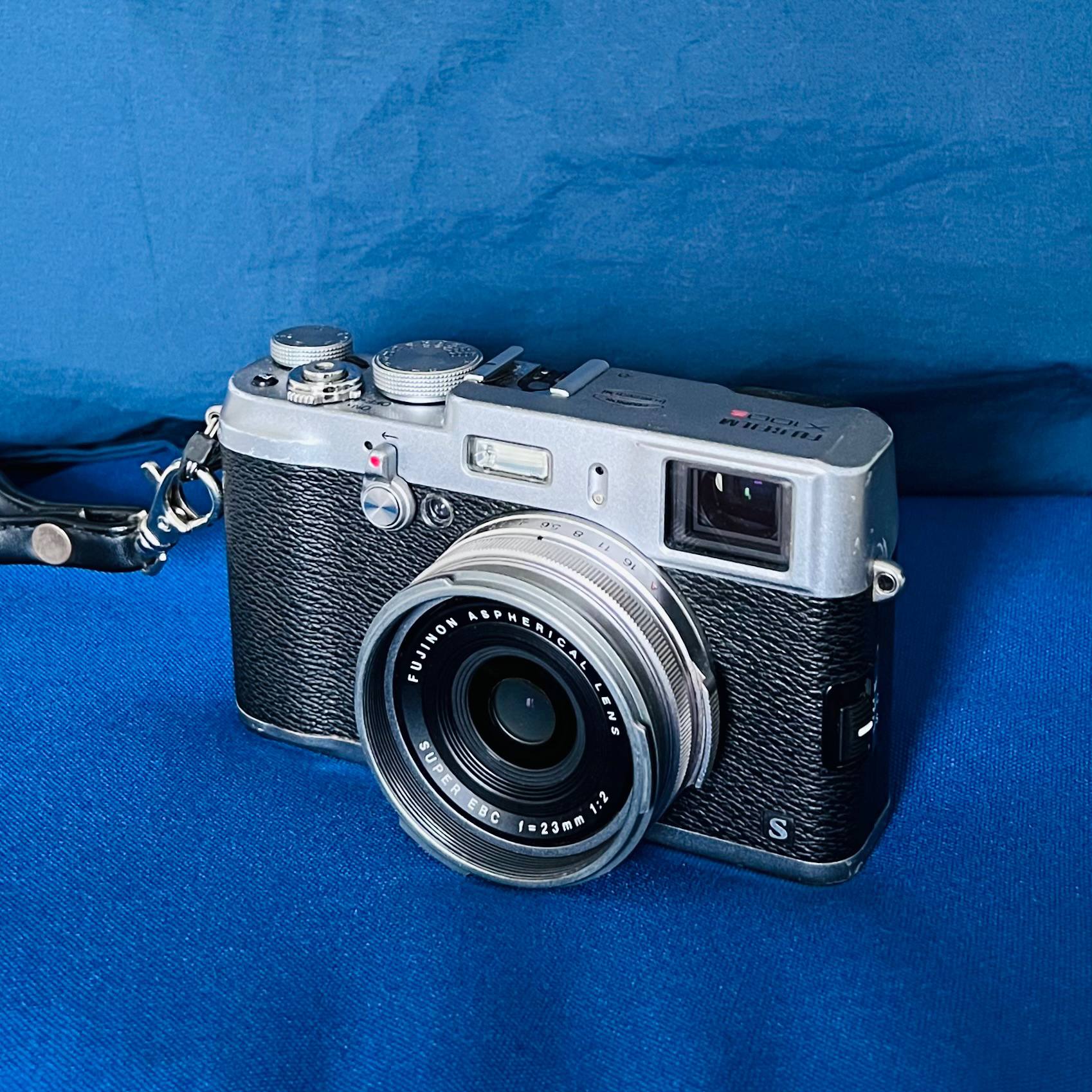 Fujifilm X100S