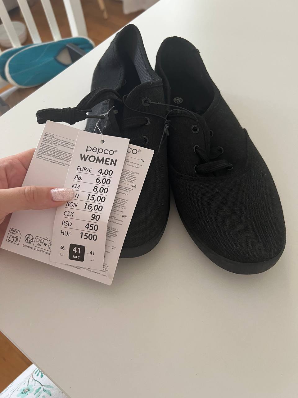 Keds photo 2