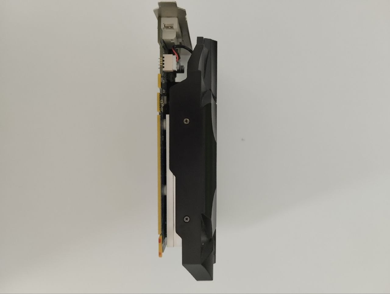 NVIDIA GeForce GT 1030 2GB GDDR5 photo 4