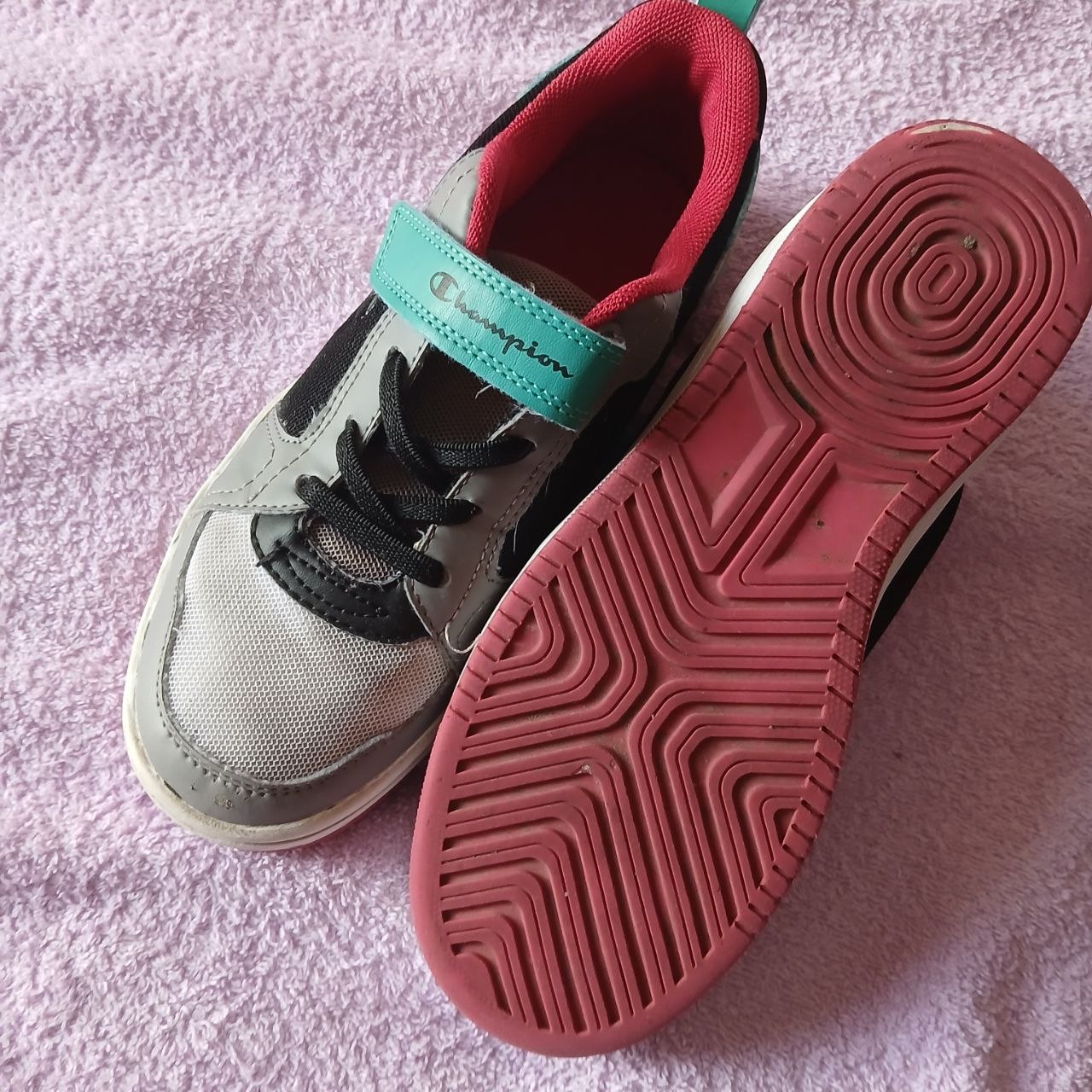 Champion sneakers photo 2