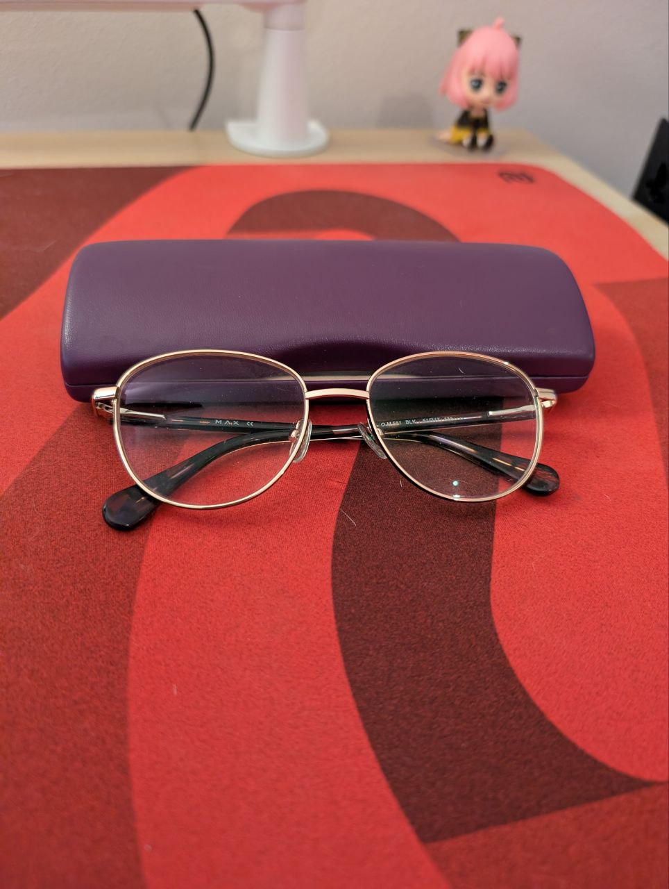 Max Glasses
