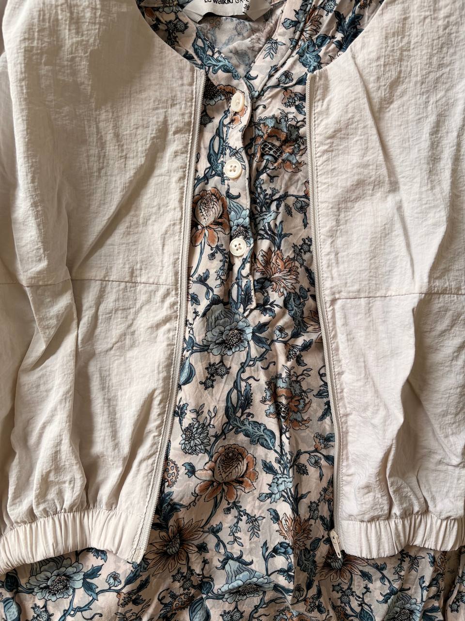 patterned blouse photo 2