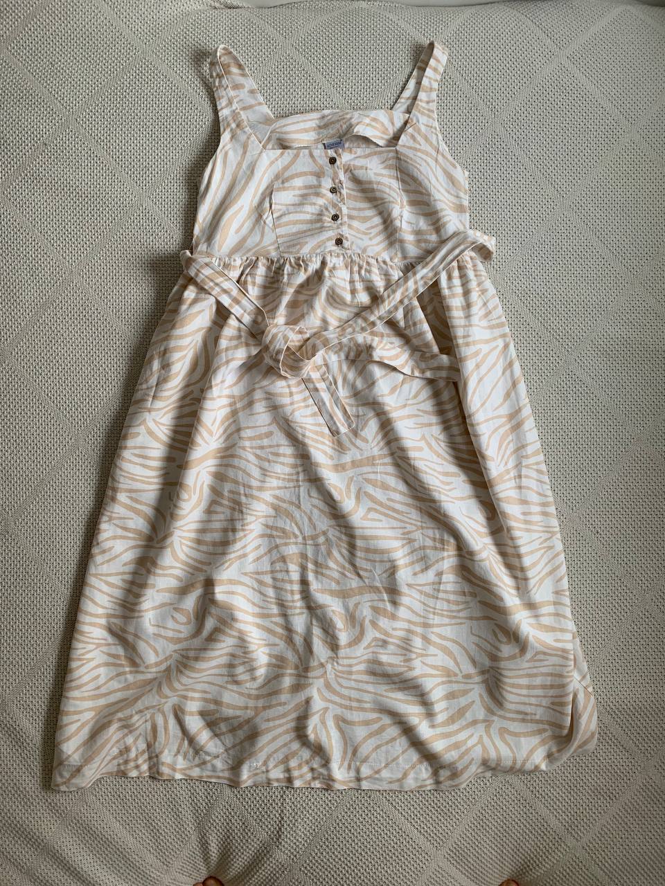 dress and suit photo 2