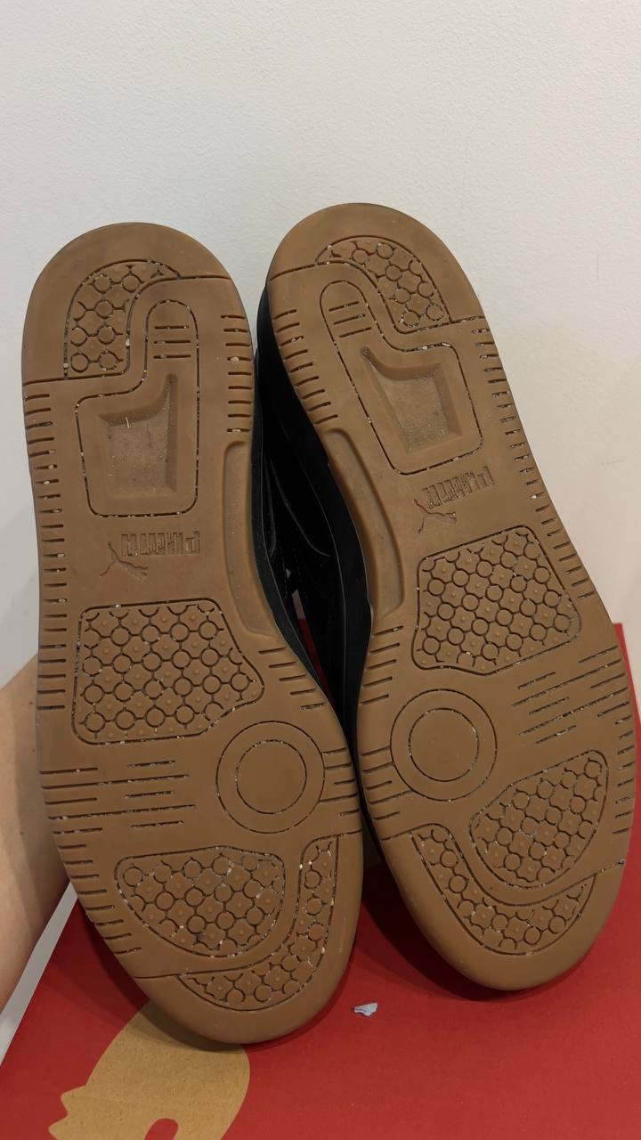 PUMA sneakers photo 3